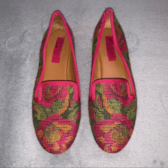 NINE WEST Embroidered Flats Lofers - Picture 2 of 4